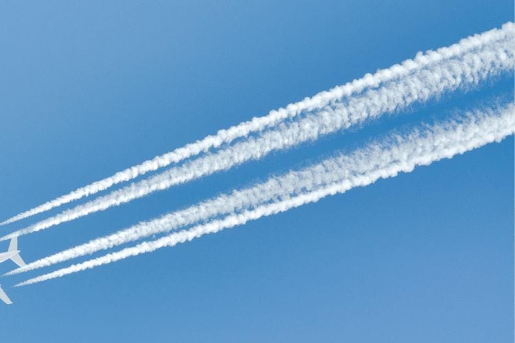 Airplane Contrails